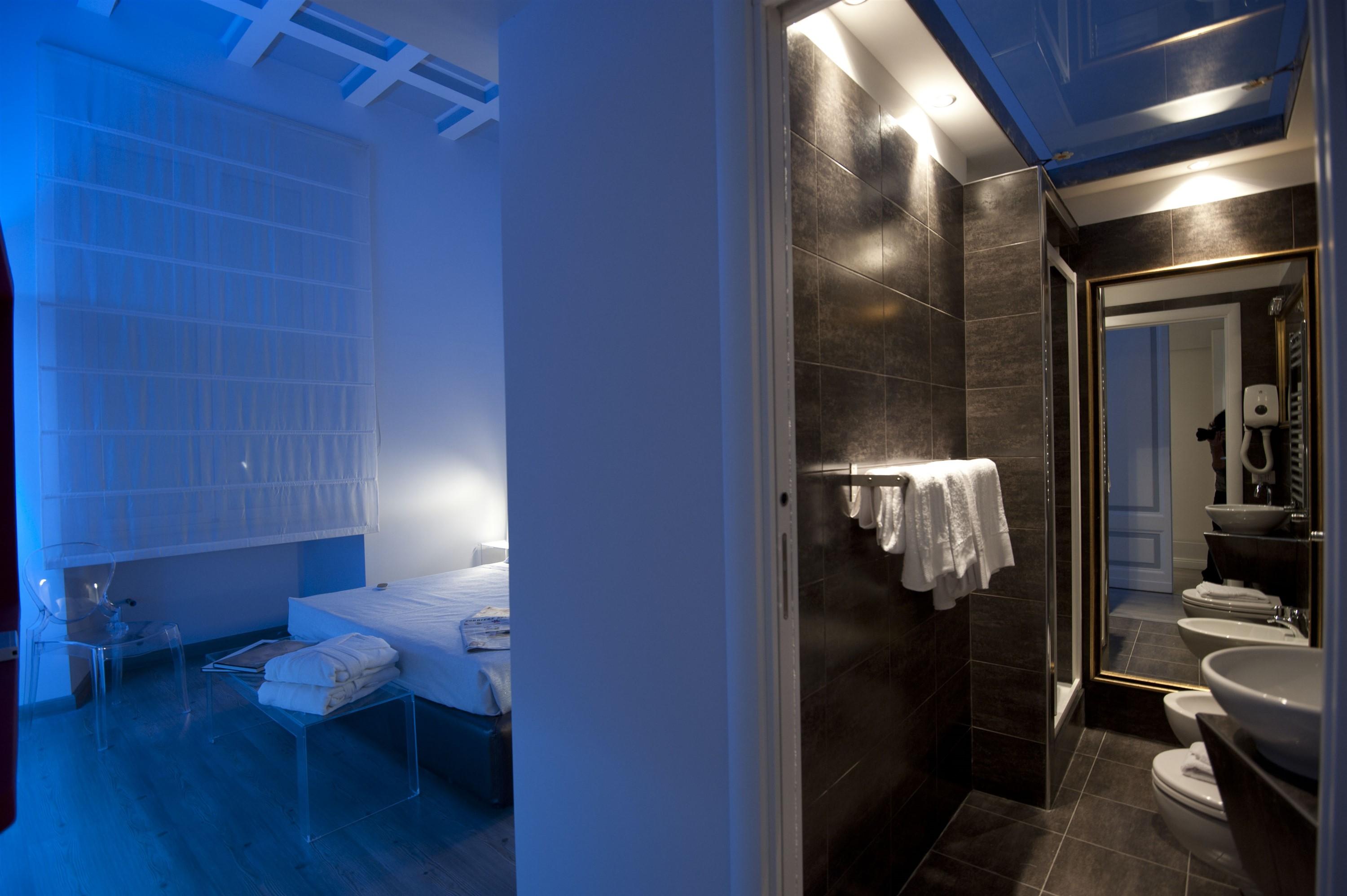 Luxury On The River Pensión 3*